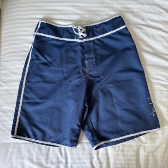 Billabong - Blue and White Short - Picture 1 of 4